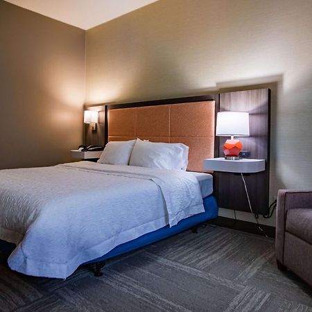 Hampton Inn Hadley-Amherst Area Ngoại thất bức ảnh